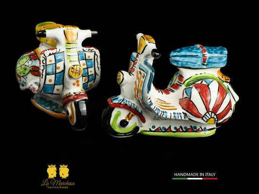 Vespa Piaggio in Ceramica di Caltagirone Decoro carretto 13cm