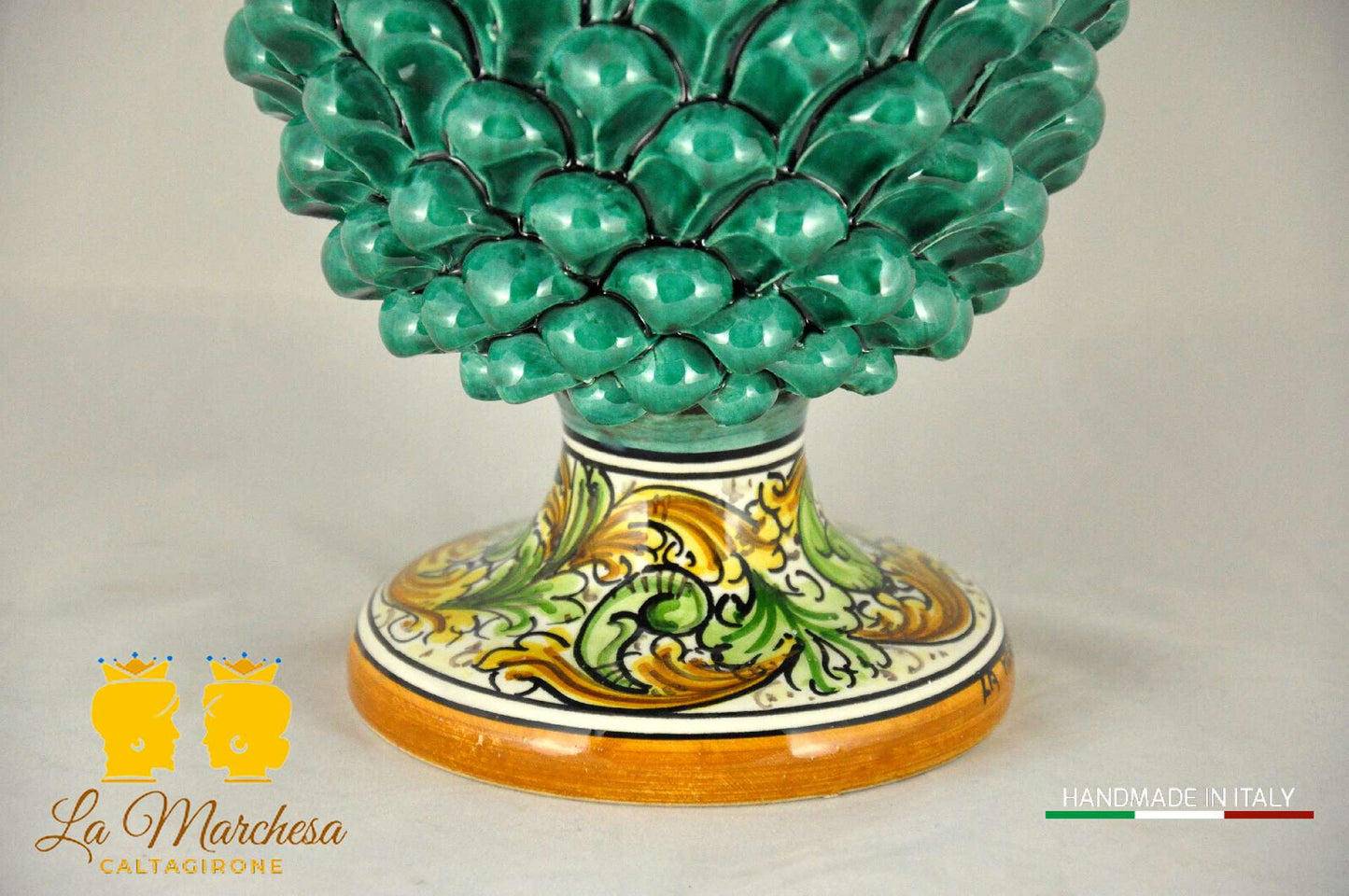 Elegante Pigna Siciliana Artigianale Ceramica di Caltagirone Verde Rame H31